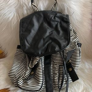 Black and White Striped Cinch Close Backpack